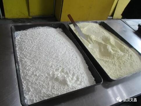 文昌西式糕點培訓學校＿綠豆糕制作過程＿準備豆粉